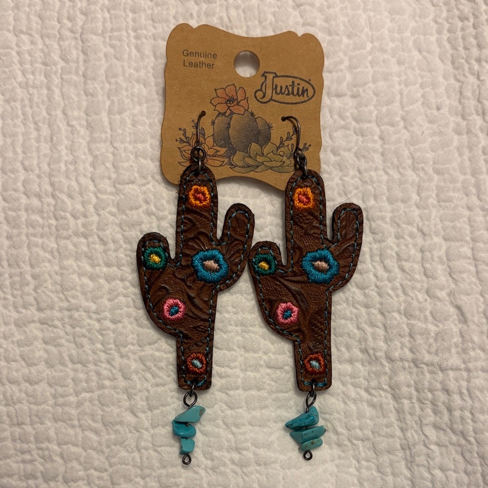 NWT genuine leather western earrings